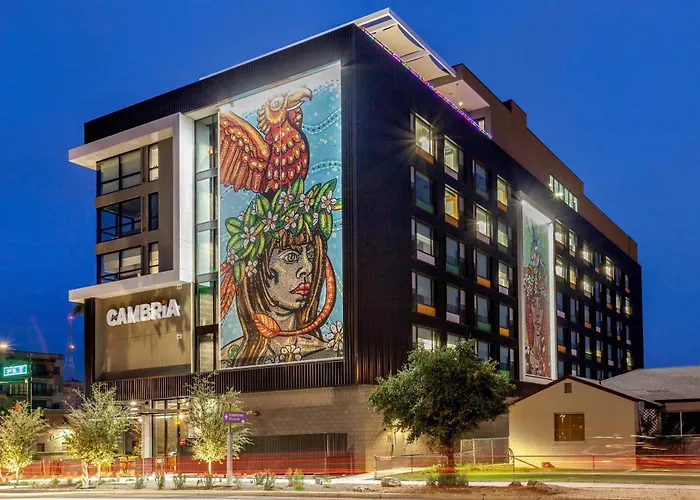 Cambria Downtown Phoenix Convention & AirportAirport Hotel